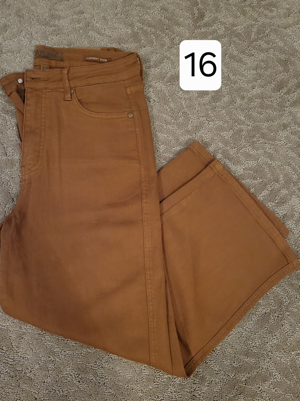Judy Blue Women's Ankle Crop Jeans in Rust Brown
